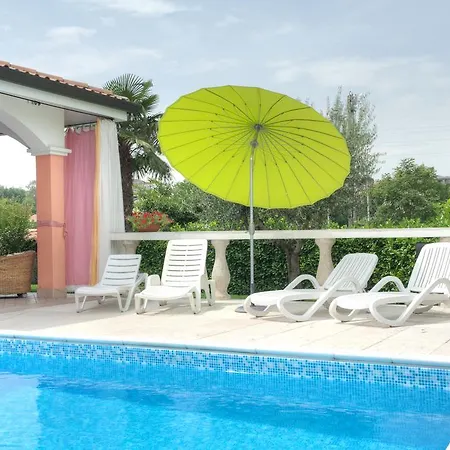 Gloriana 3* Сона