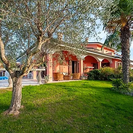 Gloriana فندق مبيت وإفطار 3*